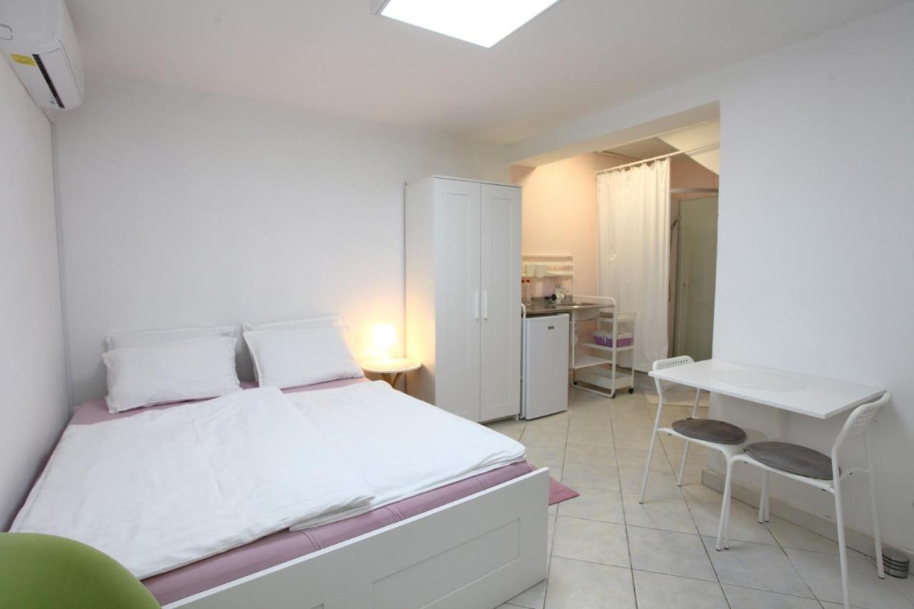 City Room Apartment Date Koper Exterior photo